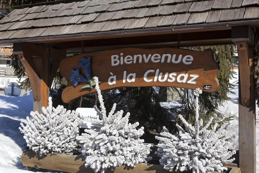 Hotel La Montagne Clusaz Francja