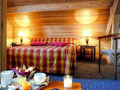 Hotel La Montagne Clusaz 2*,  Francja